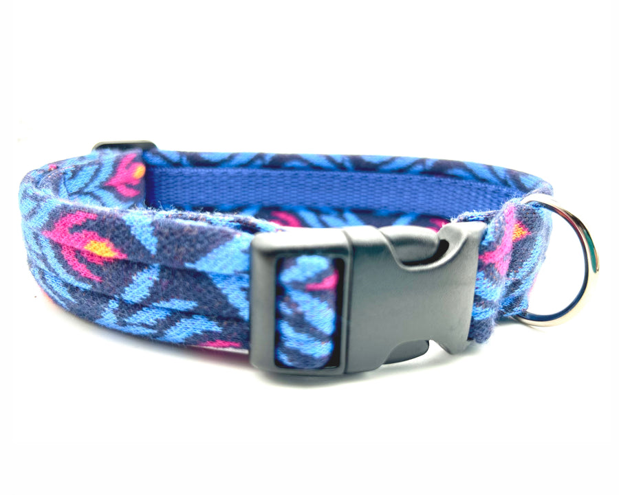 Organic flower design in blue - Luxury Dog Lead set