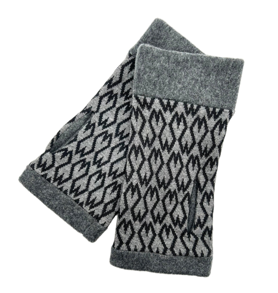 Organic cotton Wristees & snood set - Black Loveheart