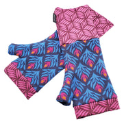 Organic cotton wristees with thumb - Blue rose and Pink crosshatch