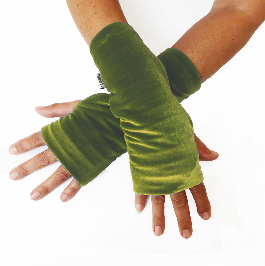 Sumptuous velvet- Luxury Dog Lead  - lime green