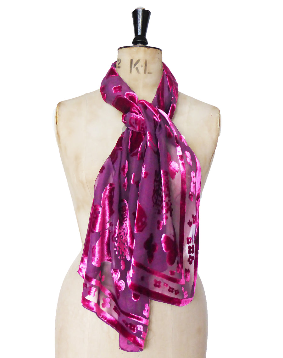 Hand-dyed scarf - Butterfly in Magenta